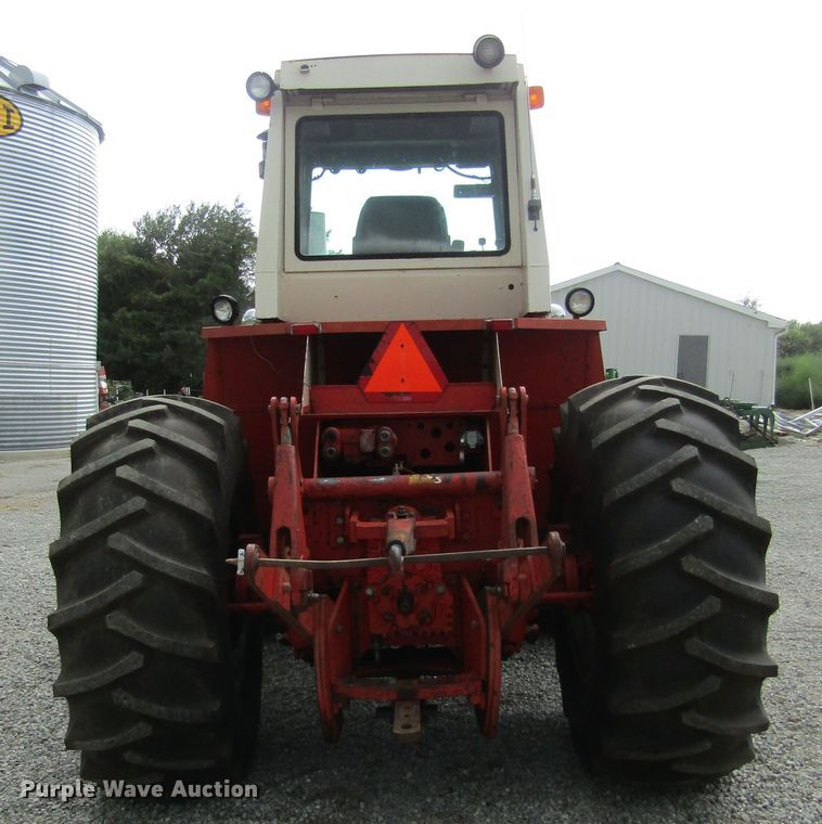 image for item HM9715 1976 Case 2670  4WD tractor