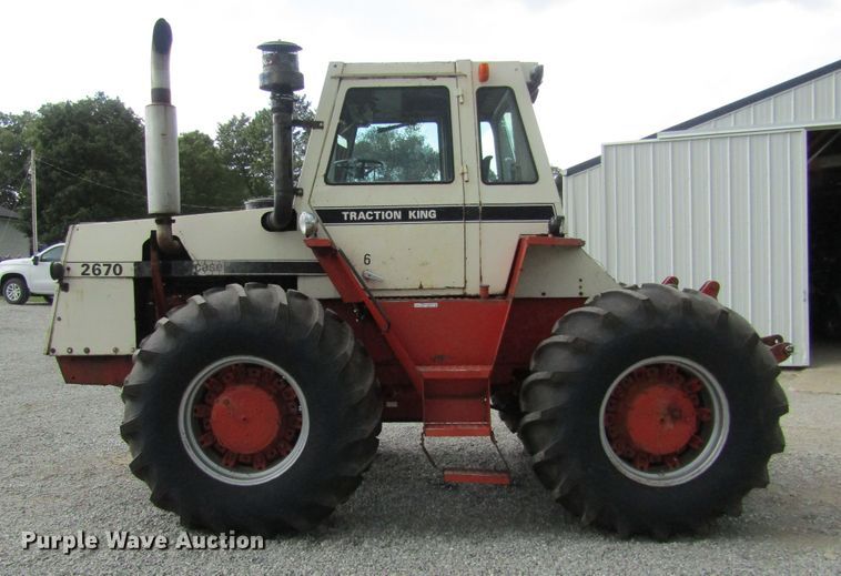 image for item HM9715 1976 Case 2670  4WD tractor