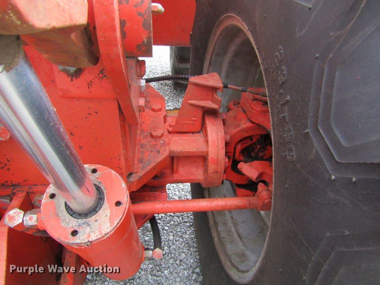 image for item HM9715 1976 Case 2670  4WD tractor