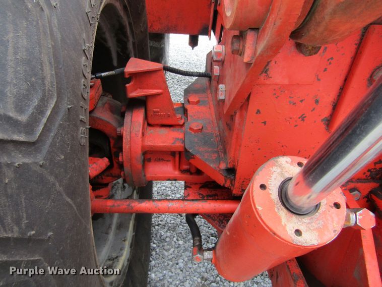 image for item HM9715 1976 Case 2670  4WD tractor