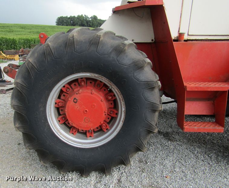 image for item HM9715 1976 Case 2670  4WD tractor