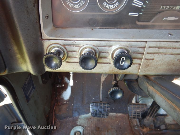 image for item HO9022 1961 Chevrolet  grain truck