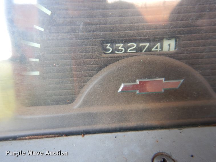 image for item HO9022 1961 Chevrolet  grain truck