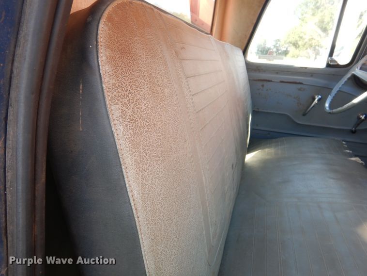 image for item HO9022 1961 Chevrolet  grain truck