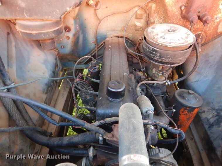 image for item HO9022 1961 Chevrolet  grain truck