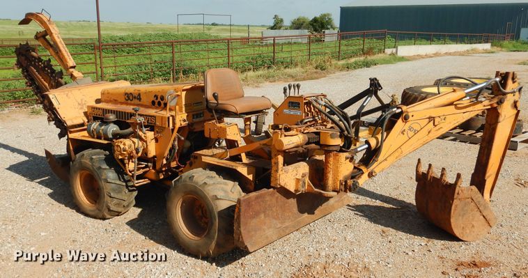 image for item HO9025 Case Davis 30+4  trencher