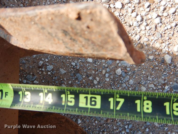 image for item HO9025 Case Davis 30+4  trencher