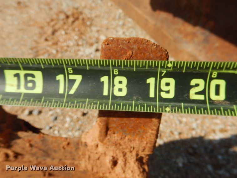 image for item HO9025 Case Davis 30+4  trencher