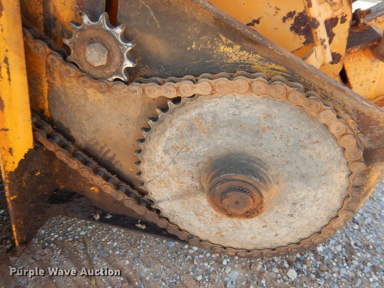 image for item HO9025 Case Davis 30+4  trencher