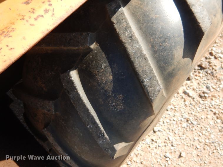 image for item HO9025 Case Davis 30+4  trencher