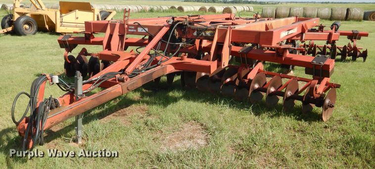 image for item HO9028 Krause Landbuilder 4887 landbuilder tandem disk plow