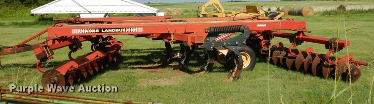 image for item HO9028 Krause Landbuilder 4887 landbuilder tandem disk plow