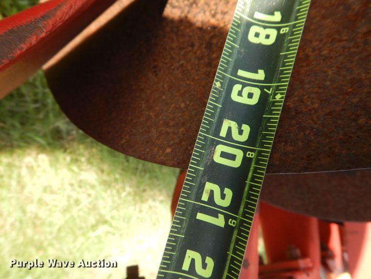 image for item HO9028 Krause Landbuilder 4887 landbuilder tandem disk plow