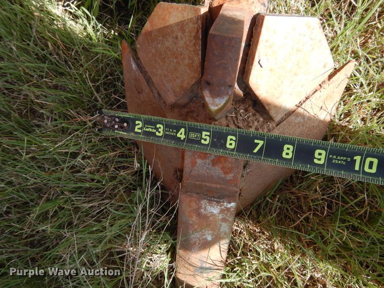 image for item HO9028 Krause Landbuilder 4887 landbuilder tandem disk plow