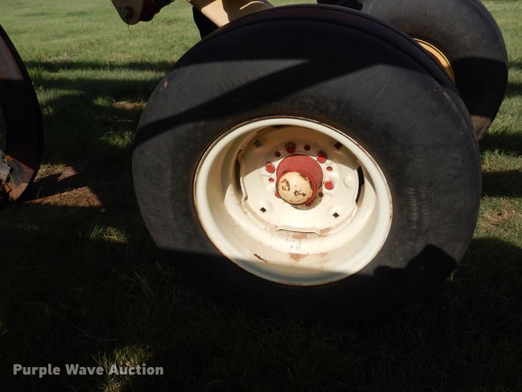 image for item HO9028 Krause Landbuilder 4887 landbuilder tandem disk plow