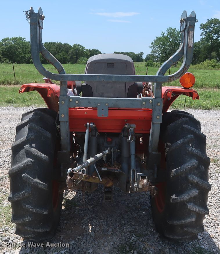 image for item HT9599 2003 Kubota L3130D  MFWD tractor