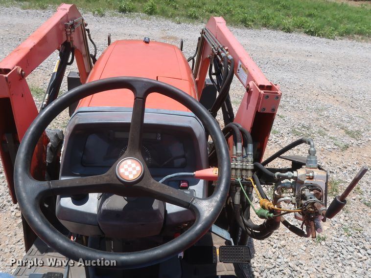 image for item HT9599 2003 Kubota L3130D  MFWD tractor