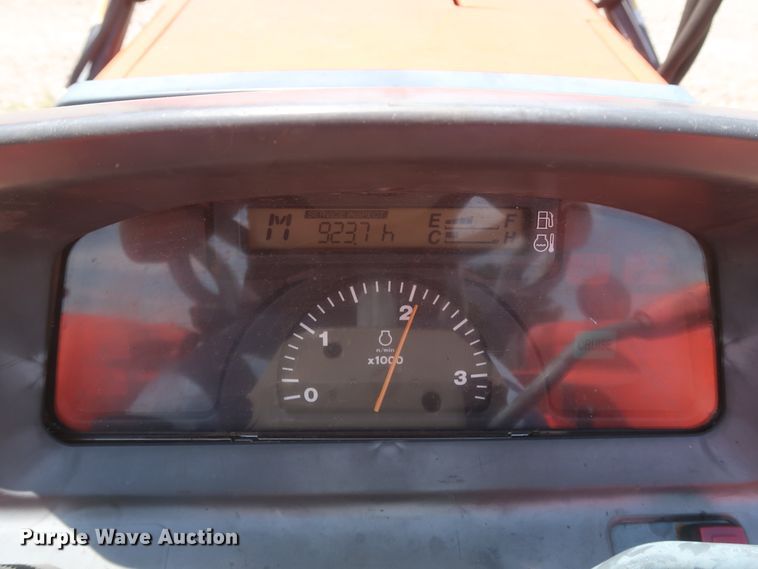 image for item HT9599 2003 Kubota L3130D  MFWD tractor