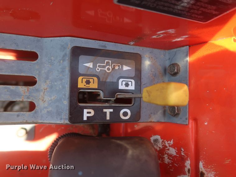 image for item HT9599 2003 Kubota L3130D  MFWD tractor