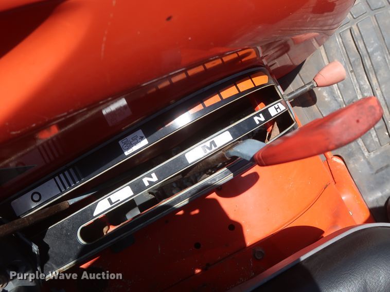 image for item HT9599 2003 Kubota L3130D  MFWD tractor