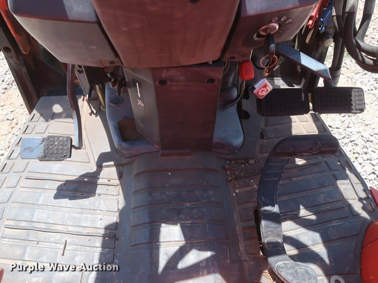 image for item HT9599 2003 Kubota L3130D  MFWD tractor