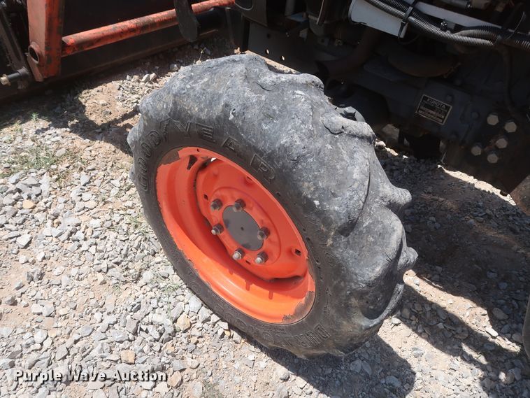 image for item HT9599 2003 Kubota L3130D  MFWD tractor