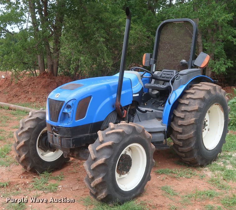 image for item HT9604 2005 New Holland TN60A  MFWD tractor