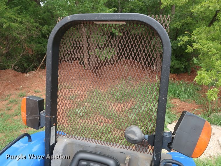 image for item HT9604 2005 New Holland TN60A  MFWD tractor