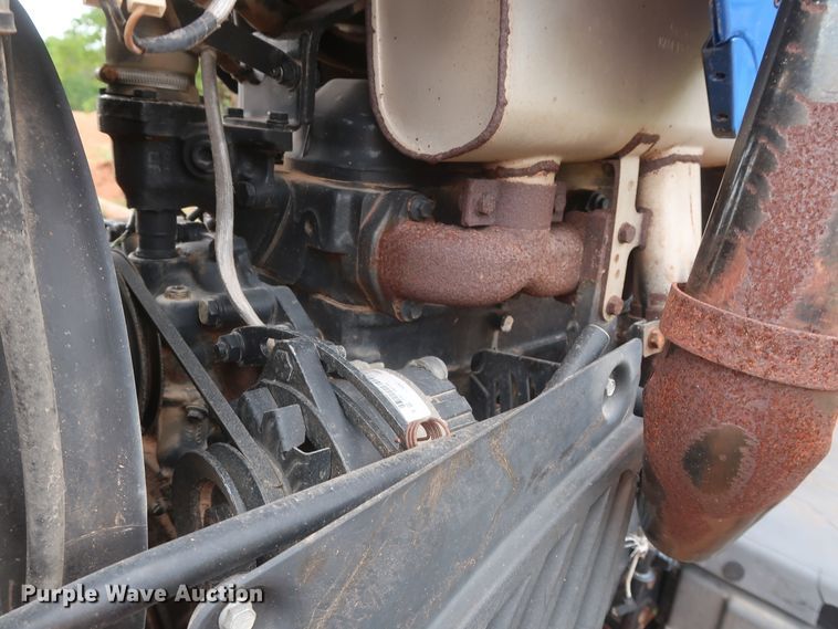 image for item HT9604 2005 New Holland TN60A  MFWD tractor