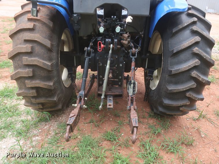 image for item HT9604 2005 New Holland TN60A  MFWD tractor
