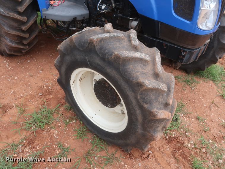 image for item HT9604 2005 New Holland TN60A  MFWD tractor