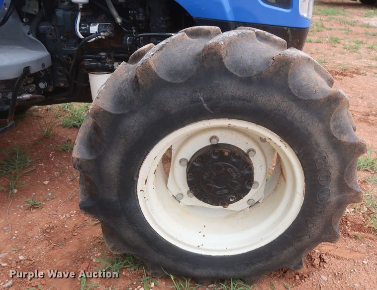 image for item HT9604 2005 New Holland TN60A  MFWD tractor