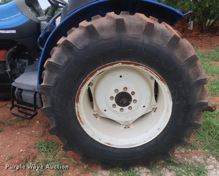 image for item HT9604 2005 New Holland TN60A  MFWD tractor