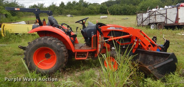image for item HY9260 2014 Kioti CK27  tractor
