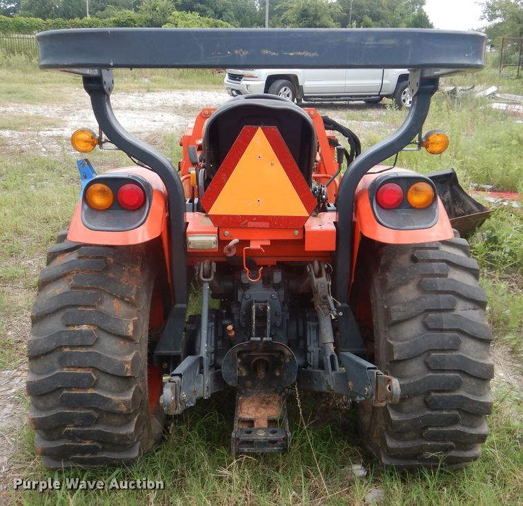 image for item HY9260 2014 Kioti CK27  tractor