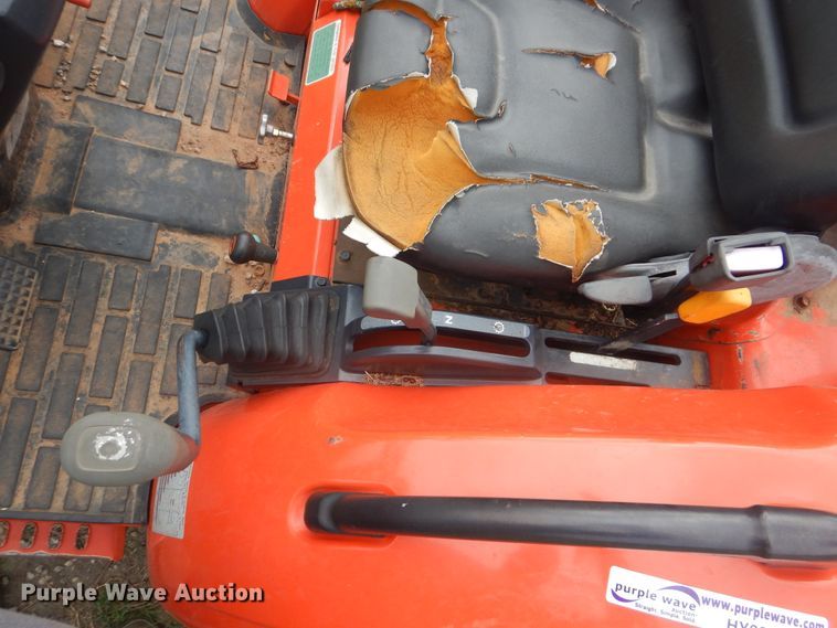 image for item HY9260 2014 Kioti CK27  tractor