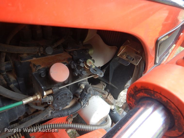 image for item HY9260 2014 Kioti CK27  tractor