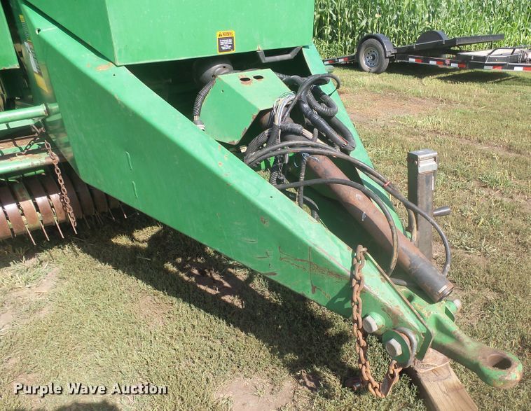 image for item J5390 John Deere 100  large square baler