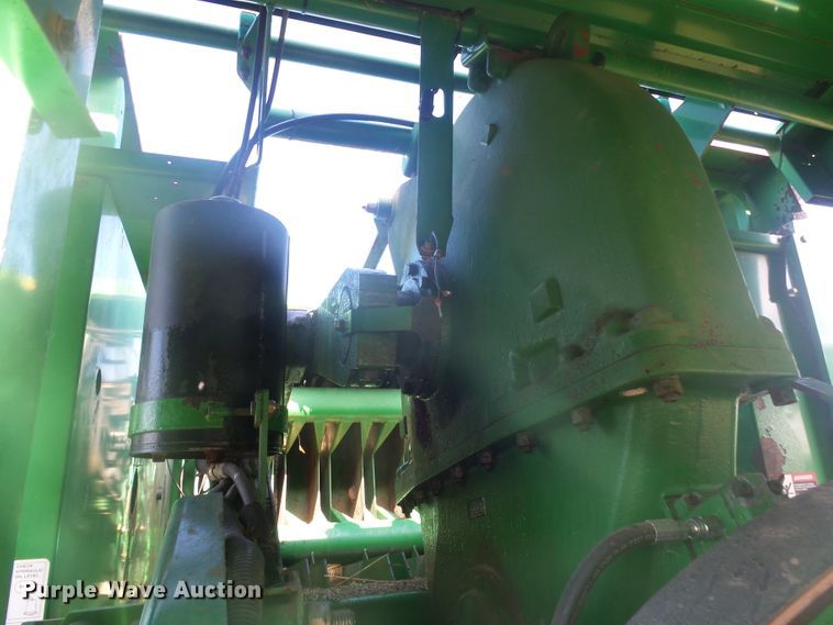 image for item J5390 John Deere 100  large square baler
