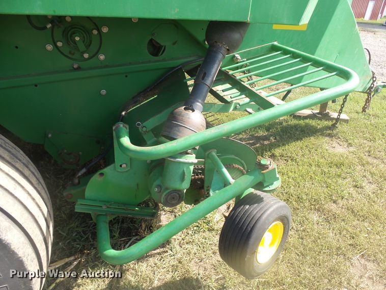 image for item J5390 John Deere 100  large square baler