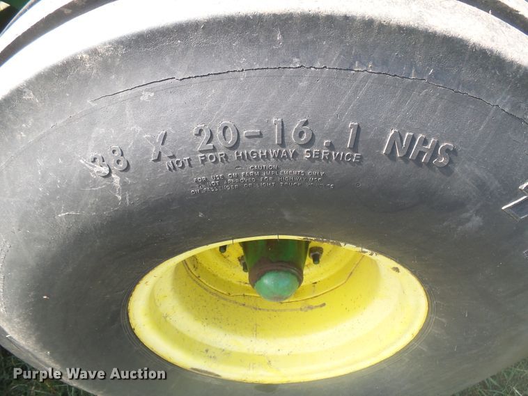 image for item J5390 John Deere 100  large square baler