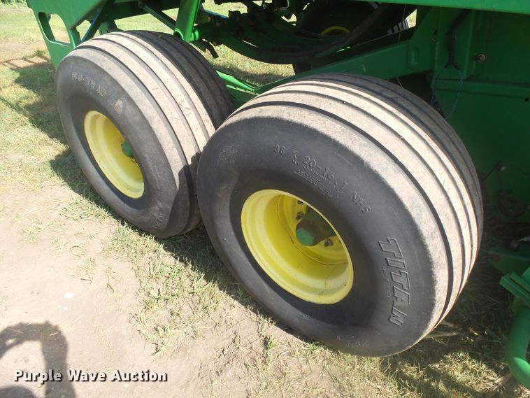 image for item J5390 John Deere 100  large square baler