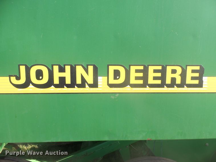 image for item J5390 John Deere 100  large square baler