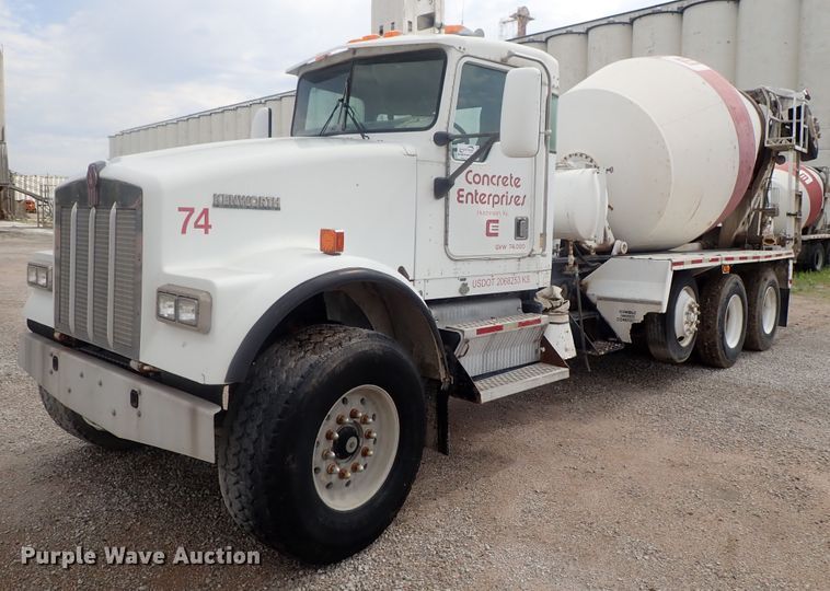 image for item DG2300 2001 Kenworth W900S  ready mix truck