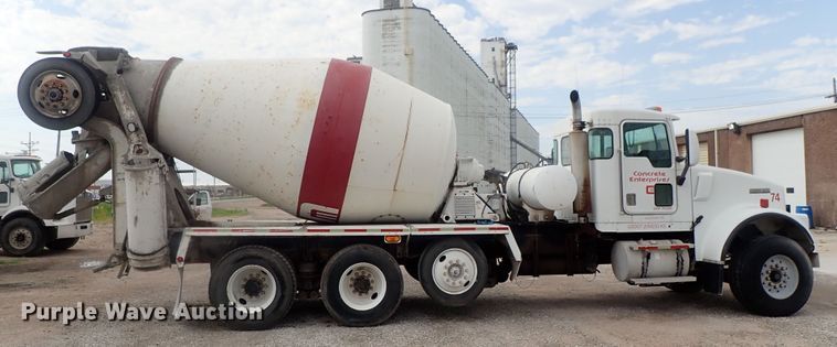 image for item DG2300 2001 Kenworth W900S  ready mix truck