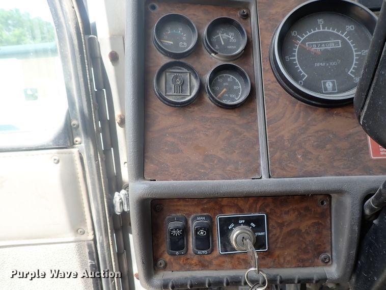 image for item DG2300 2001 Kenworth W900S  ready mix truck