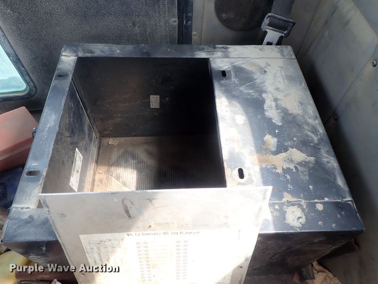 image for item DG2300 2001 Kenworth W900S  ready mix truck