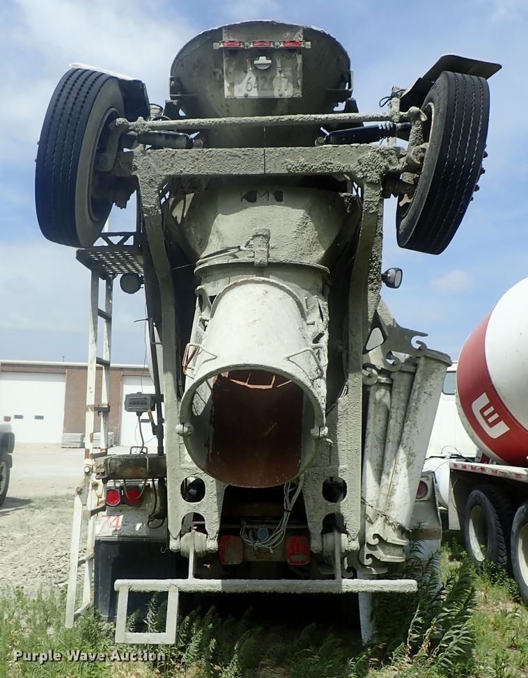 image for item DG2300 2001 Kenworth W900S  ready mix truck