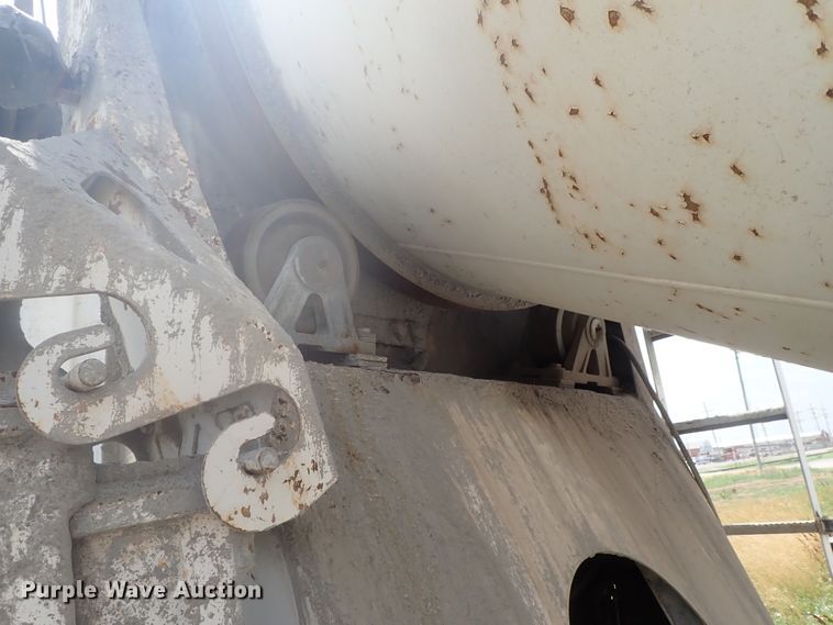 image for item DG2300 2001 Kenworth W900S  ready mix truck