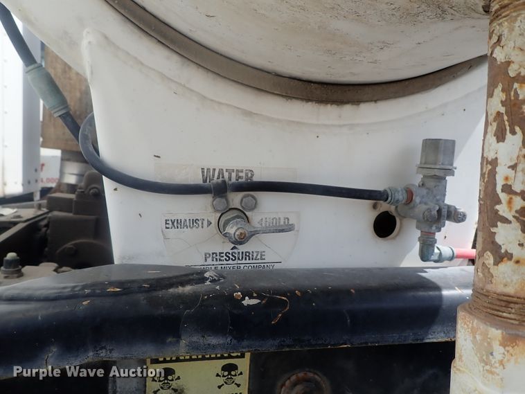 image for item DG2300 2001 Kenworth W900S  ready mix truck